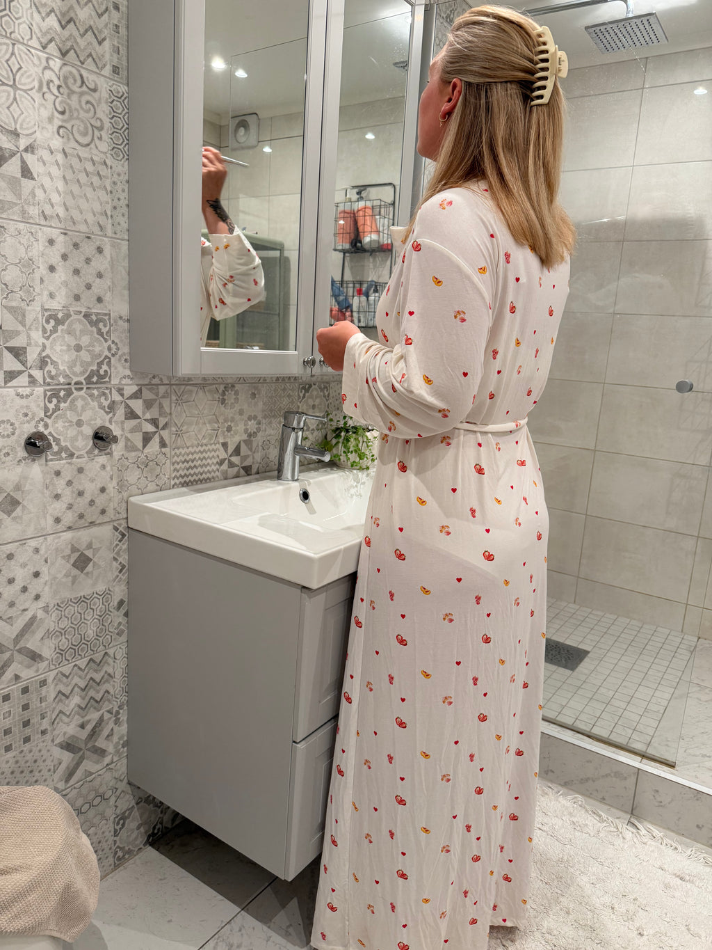 STRAWBERRY MOOD - BATHROBE