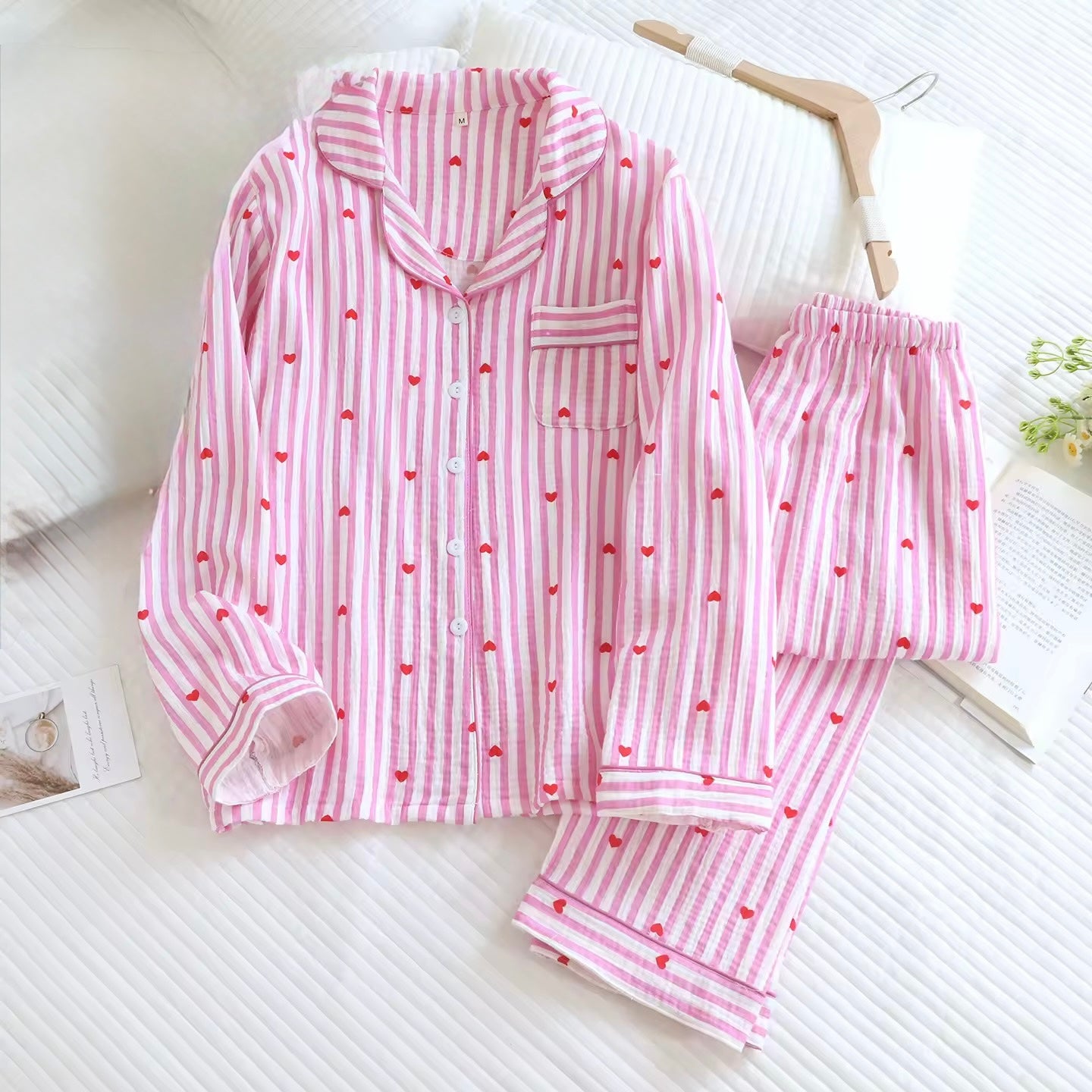 Valentine - Rosa pyjamasset med hjärtan