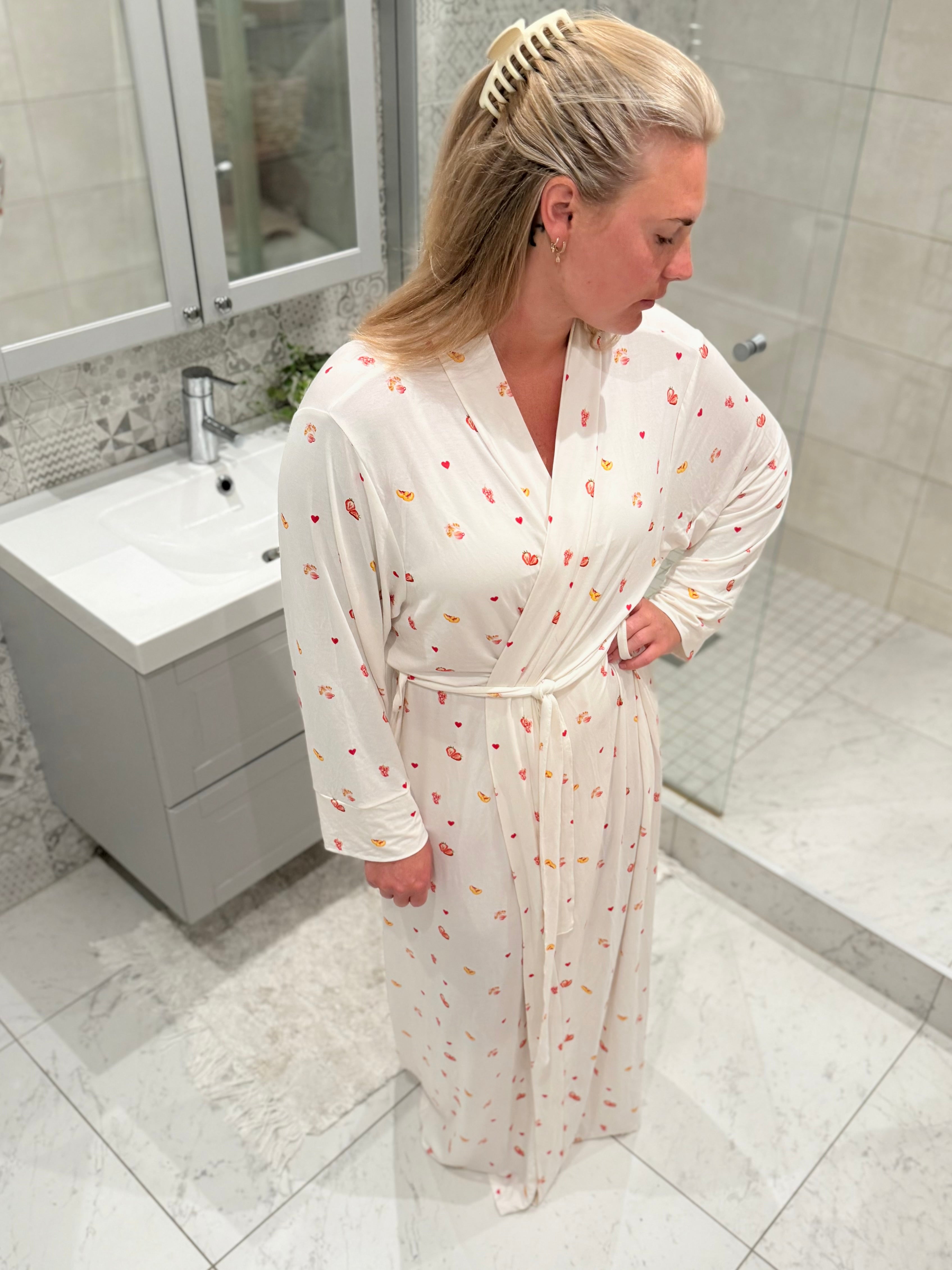 STRAWBERRY MOOD - BATHROBE