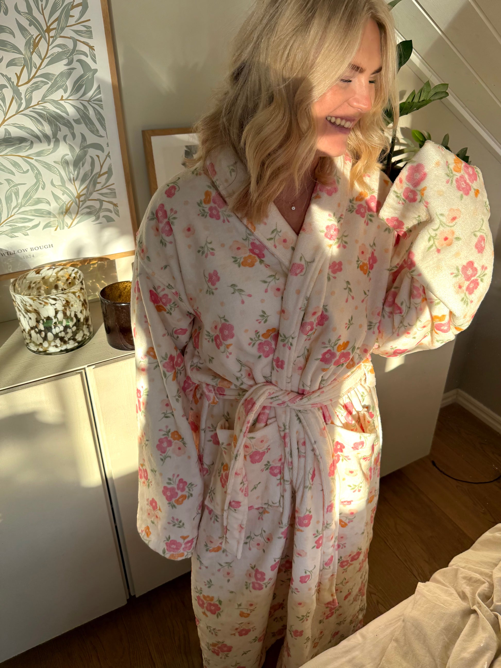 | FÖRBESTÄLLNING ÖPPEN | SUNDAY ROSE MORGONROCK