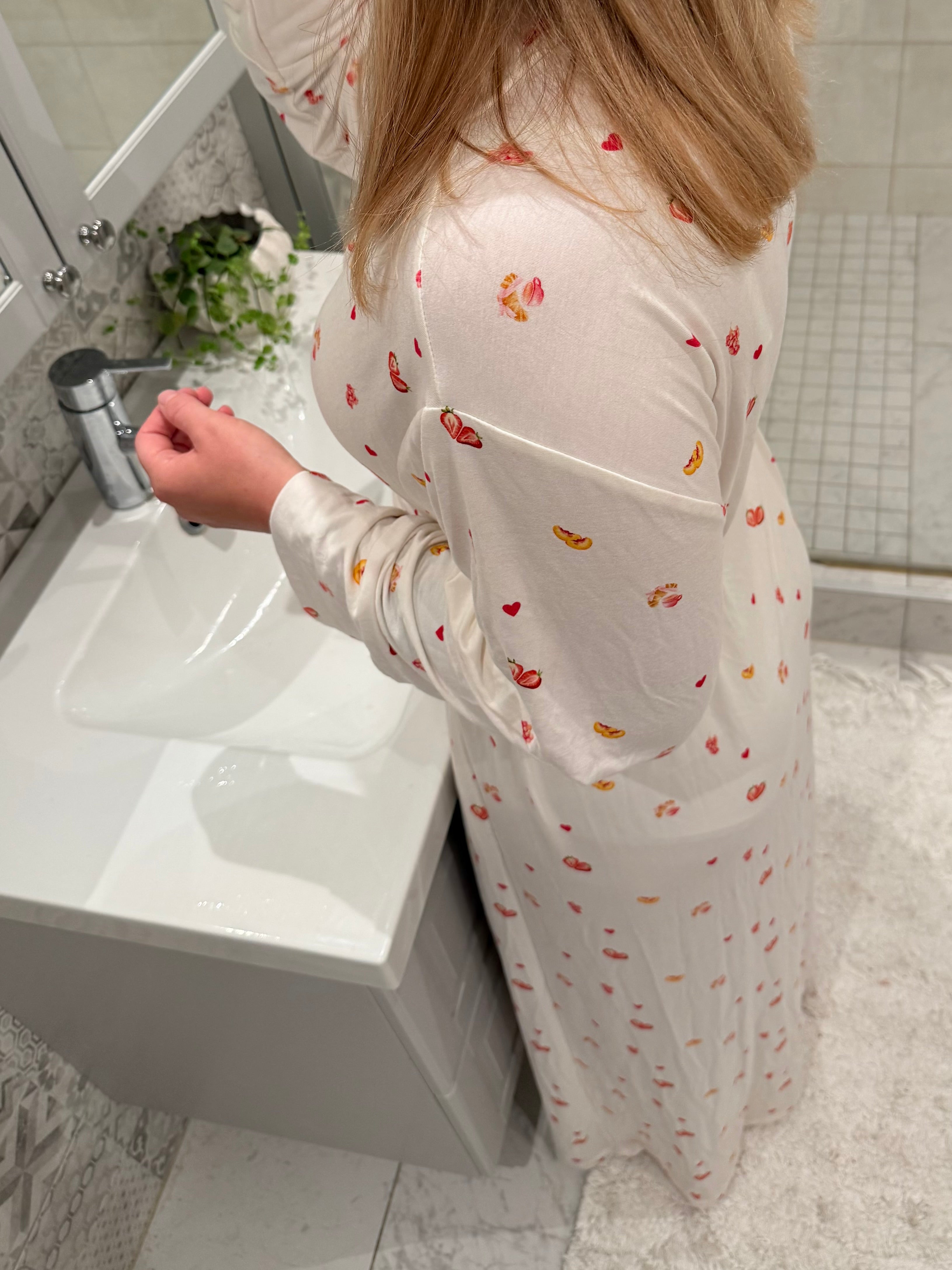 STRAWBERRY MOOD - BATHROBE