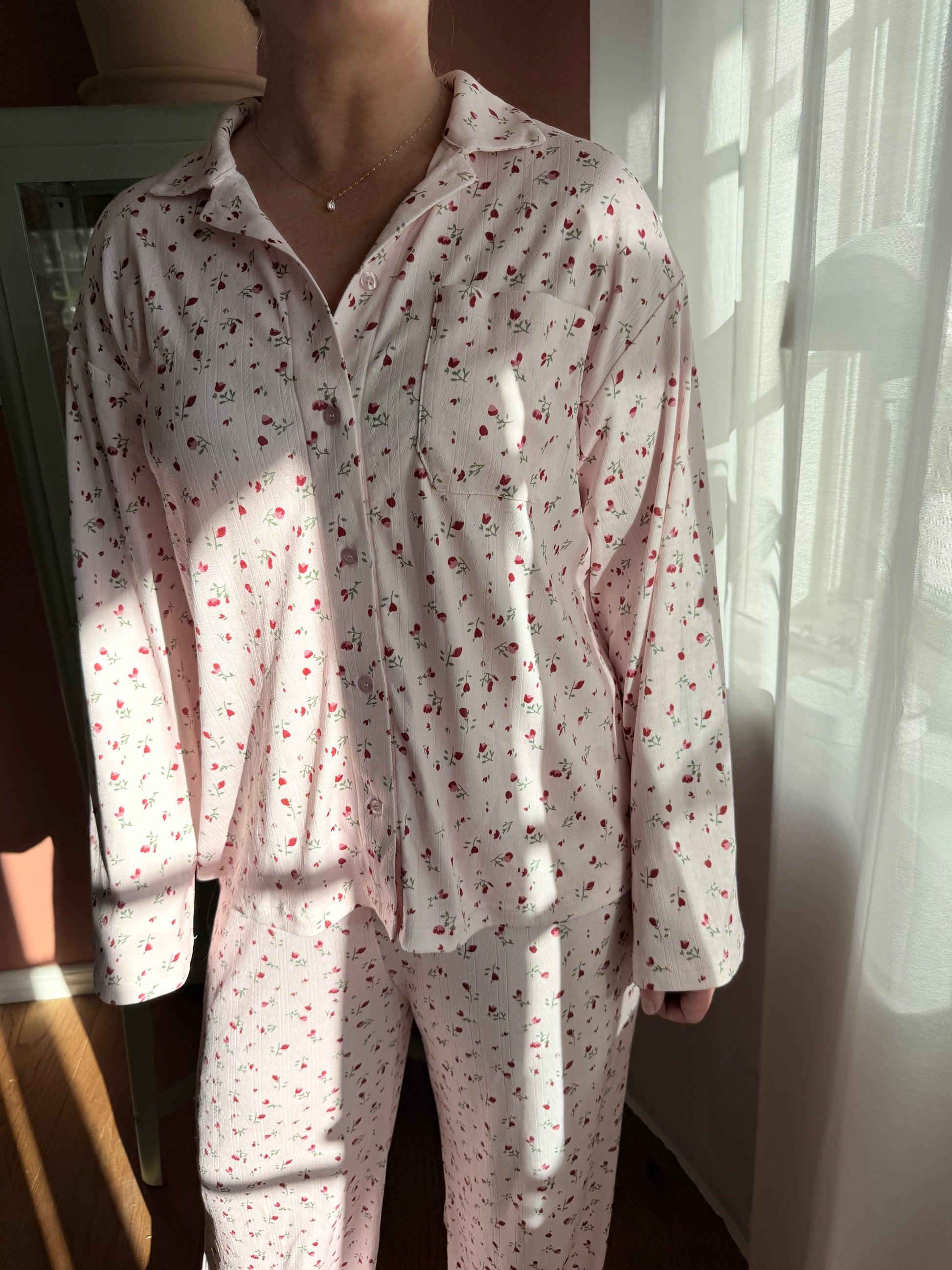 | FÖRBESTÄLLNING ÖPPEN |   ROMANTIC BLOM