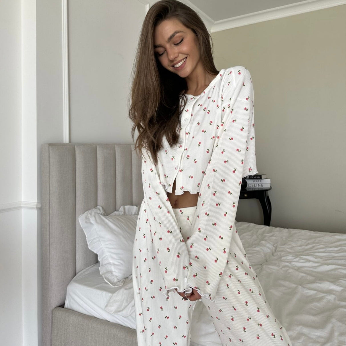 FILIPPA - WHITE PYJAMAS SET WITH PINK FLOWERS