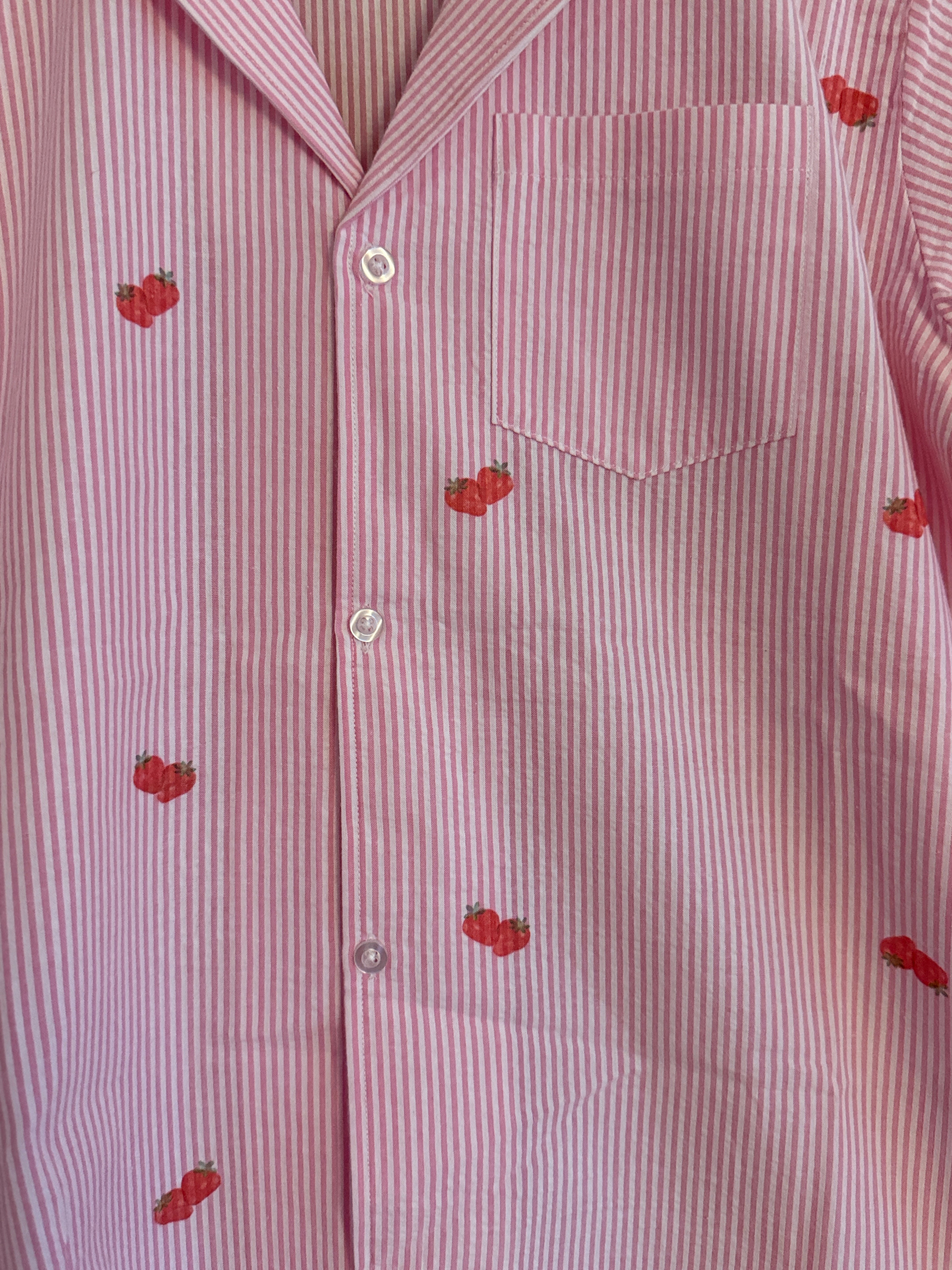 STRAWBERRY - STRIPED PYJAMAS SET WITH STRAWBERRIES IN BUCKET WAVE