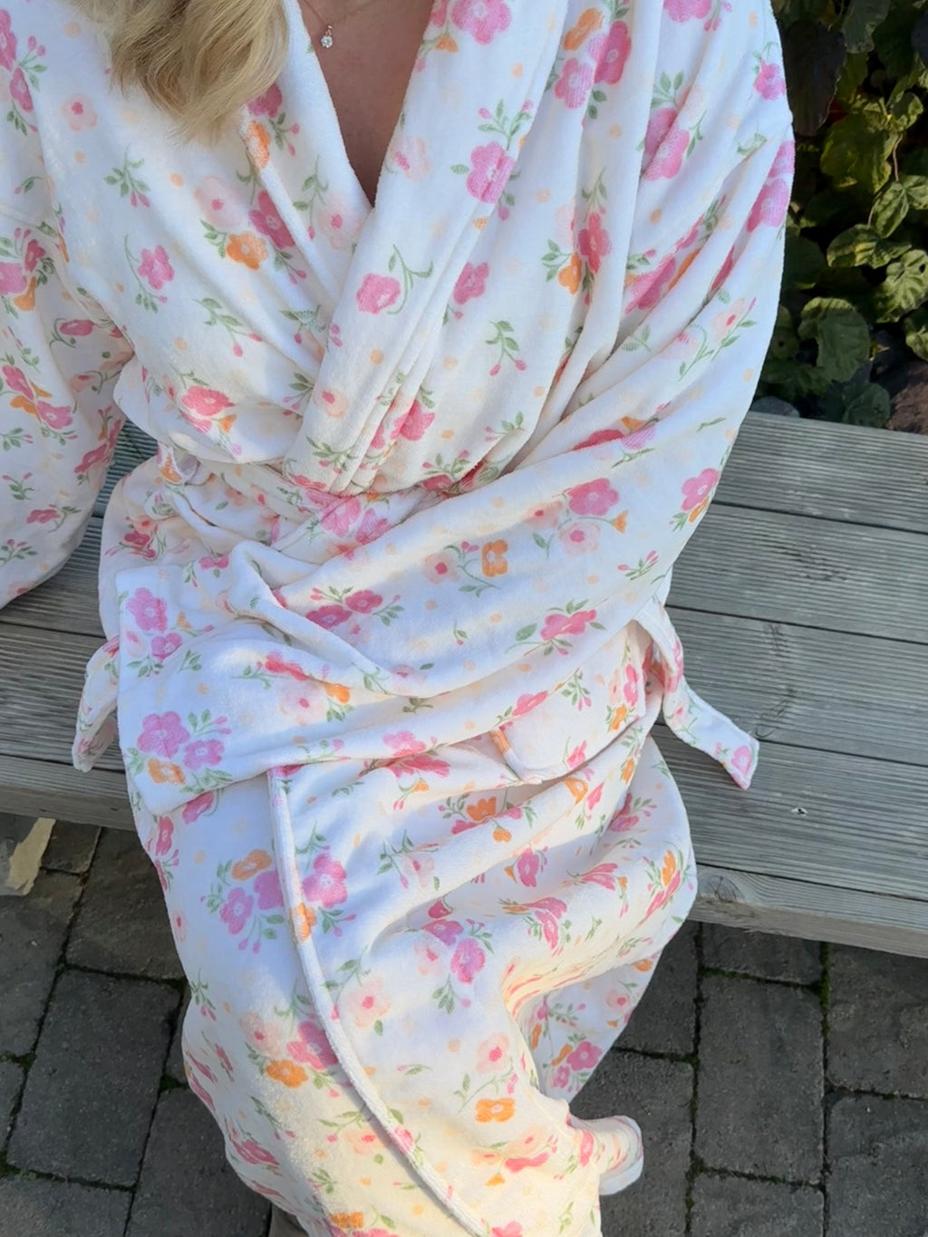 | FÖRBESTÄLLNING ÖPPEN | SUNDAY ROSE MORGONROCK