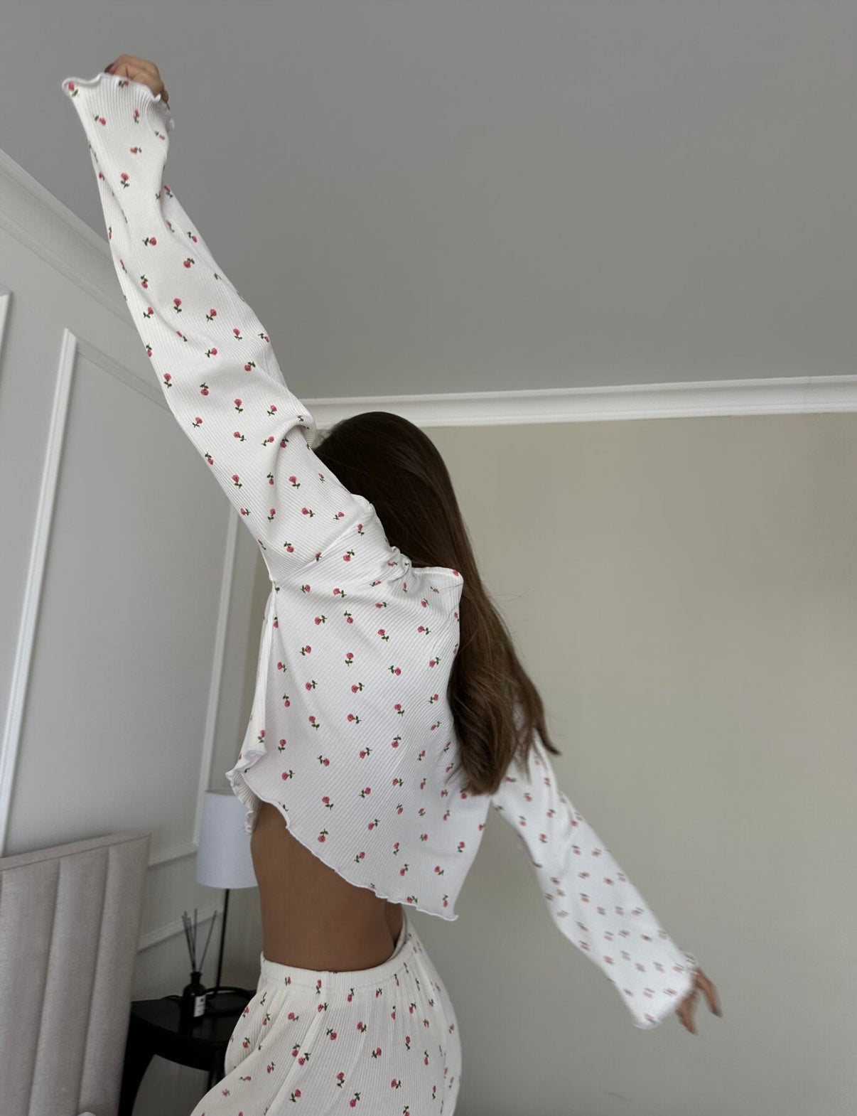 FILIPPA - WHITE PYJAMAS SET WITH PINK FLOWERS