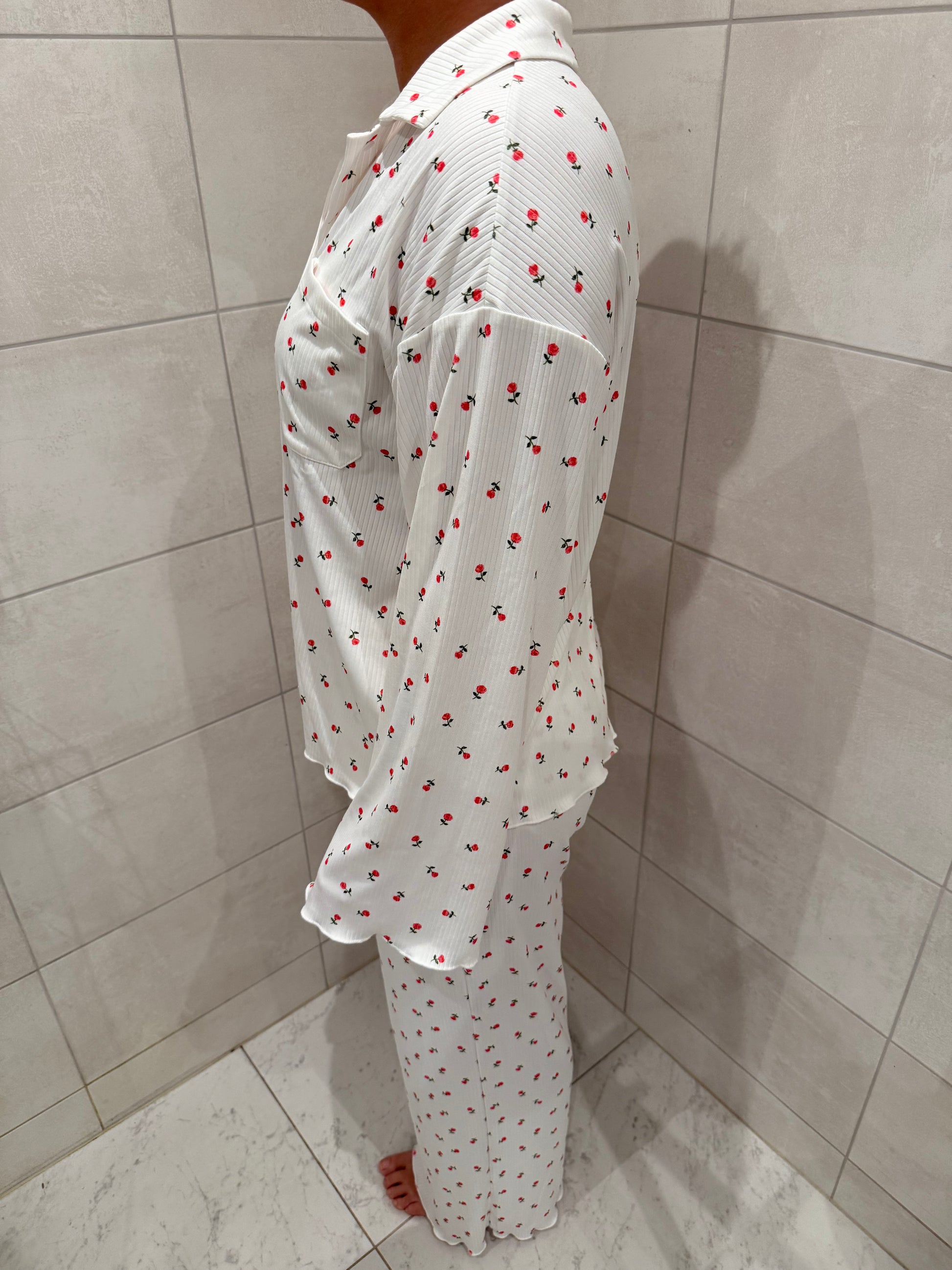 | FÖRBESTÄLLNING ÖPPEN | SWEET BLOSSOM PYJAMASSET