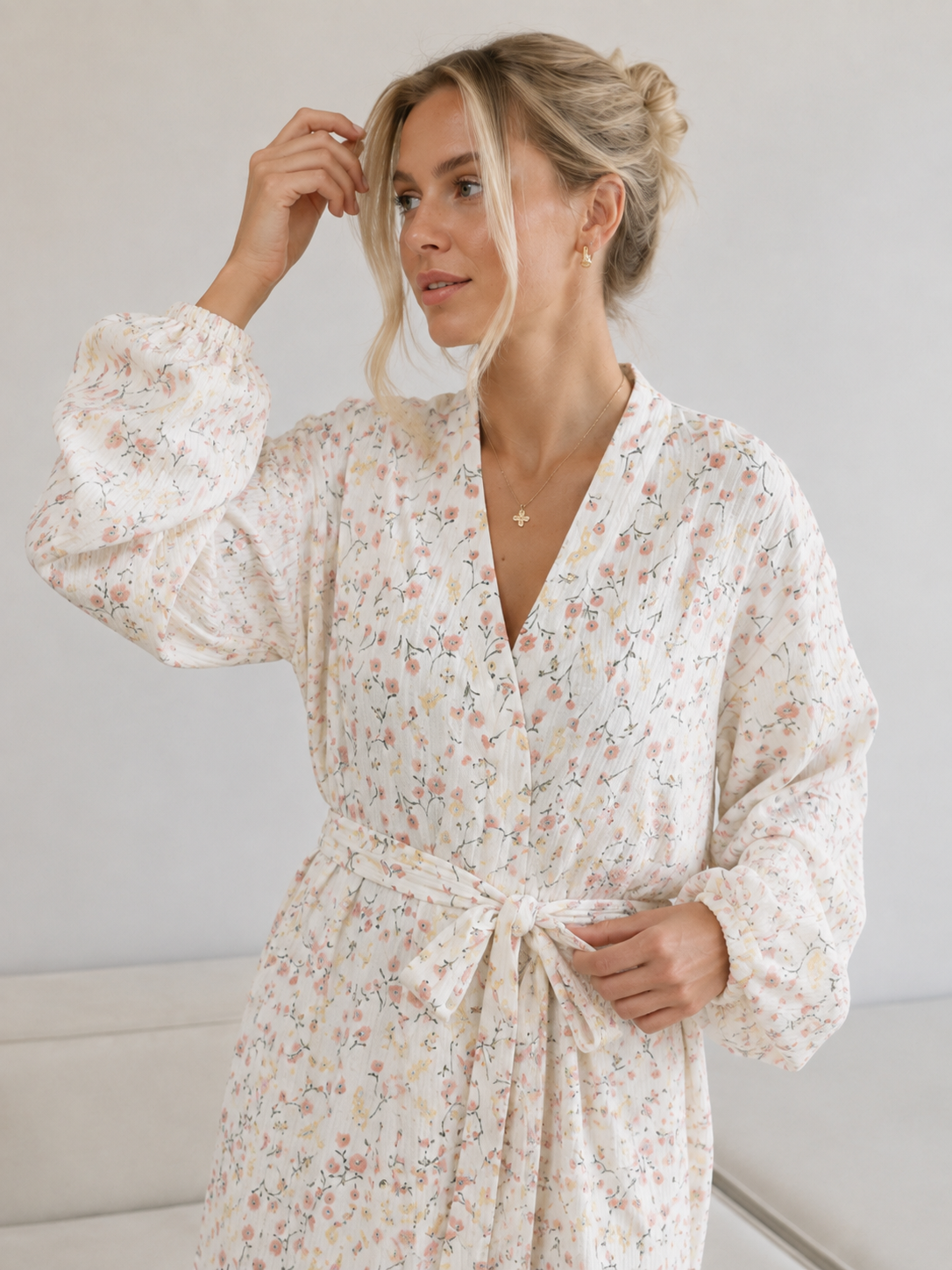 Morning Magnolia Robe