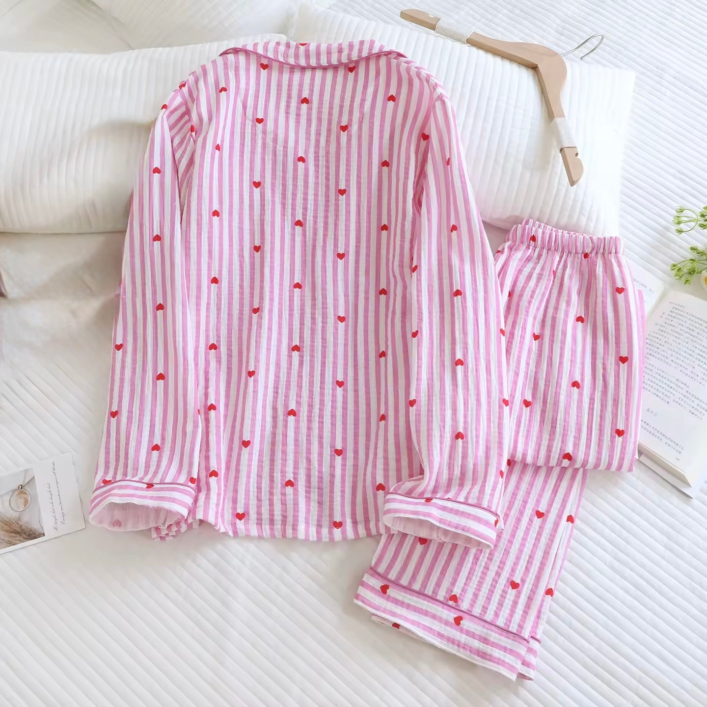 Valentine - Rosa pyjamasset med hjärtan