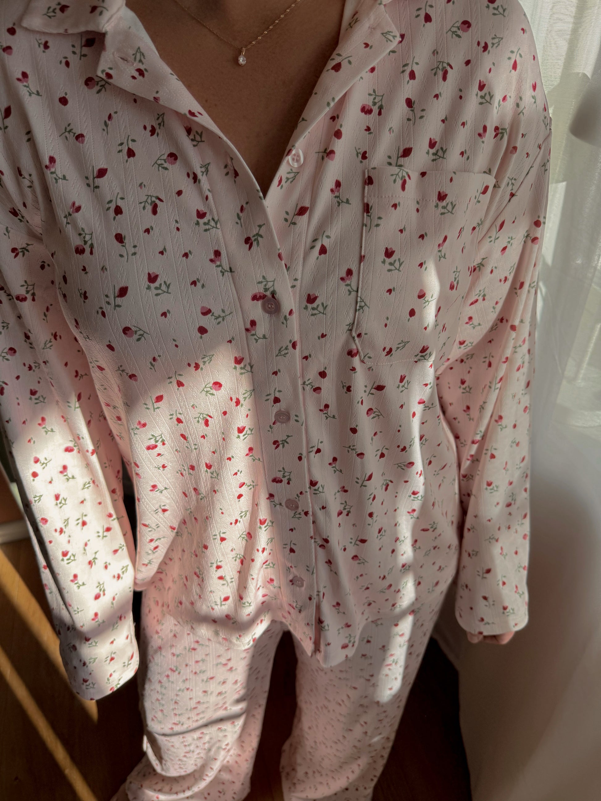 | FÖRBESTÄLLNING ÖPPEN |   ROMANTIC BLOM